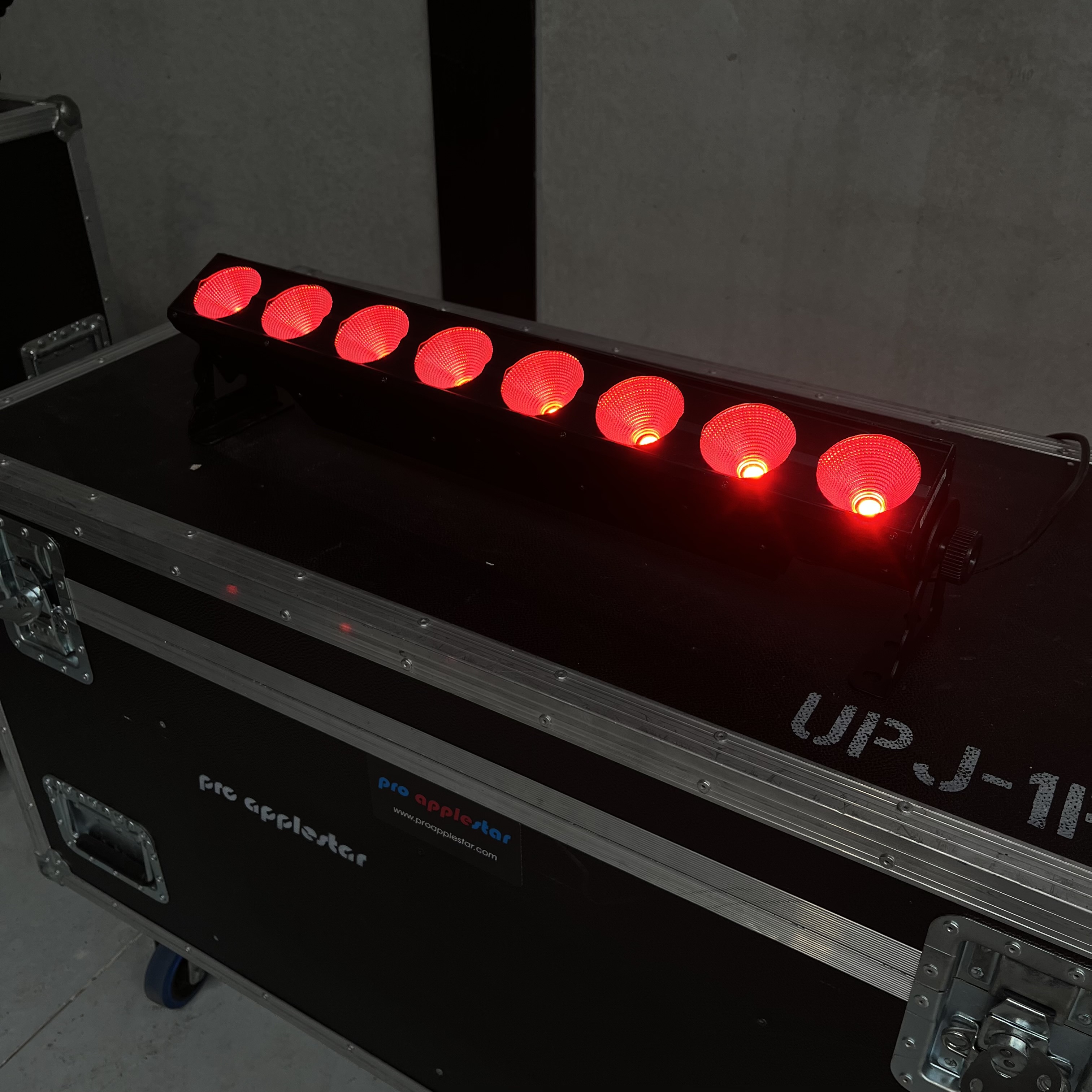 Showtec Pixel Bar 8 COB - Image 4