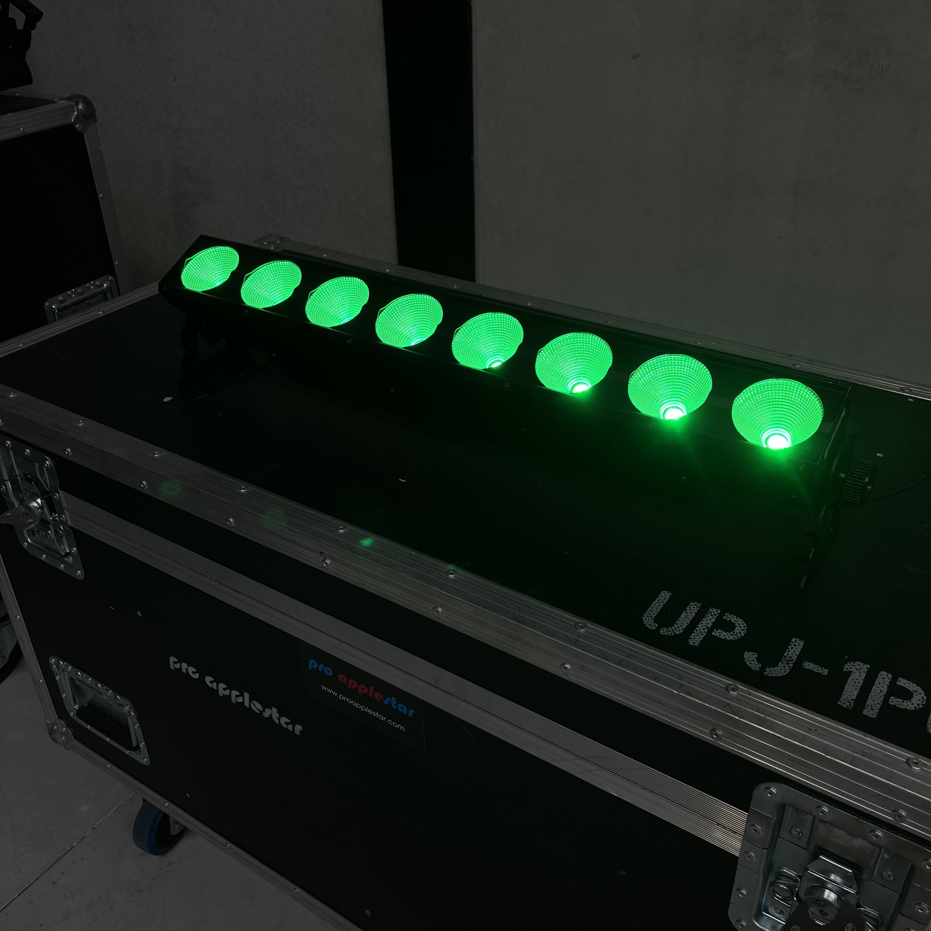 Showtec Pixel Bar 8 COB - Image 5