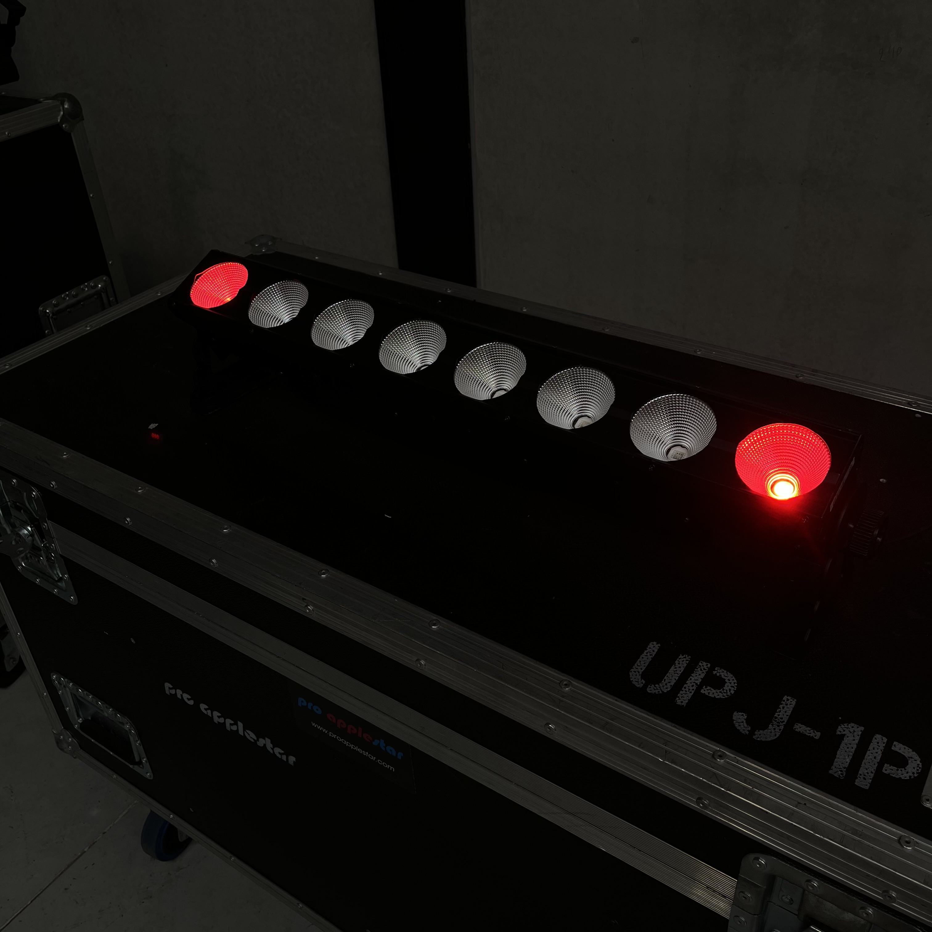 Showtec Pixel Bar 8 COB - Image 7