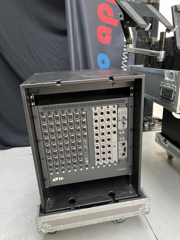 Avid VENUE S6L-24D/E6L-144 with Stage 64 - Image 4