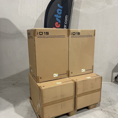 Turbosound iQ15