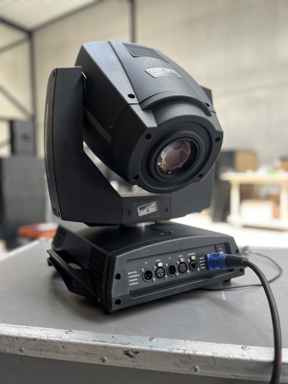 Clay Paky Alpha Spot HPE 700 - Image 3