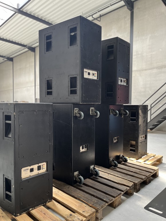 EAW set - 4 x KF850 - 2 x SB850 - Afbeelding 2