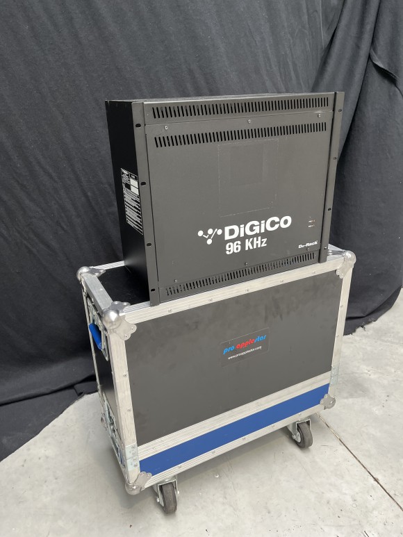 DiGiCo D2-rack 48/24