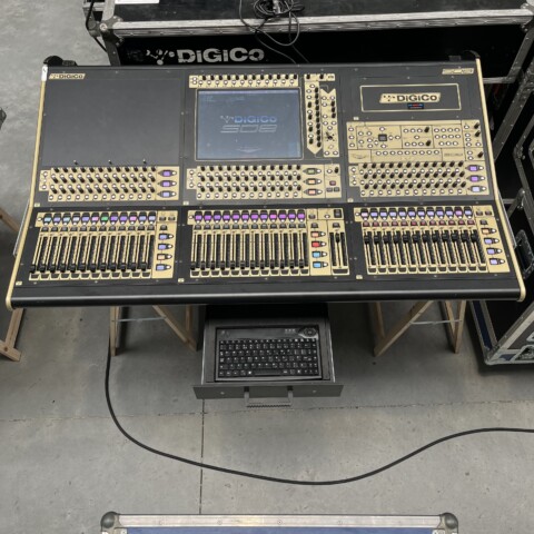 DiGiCo SD8-36 Gold