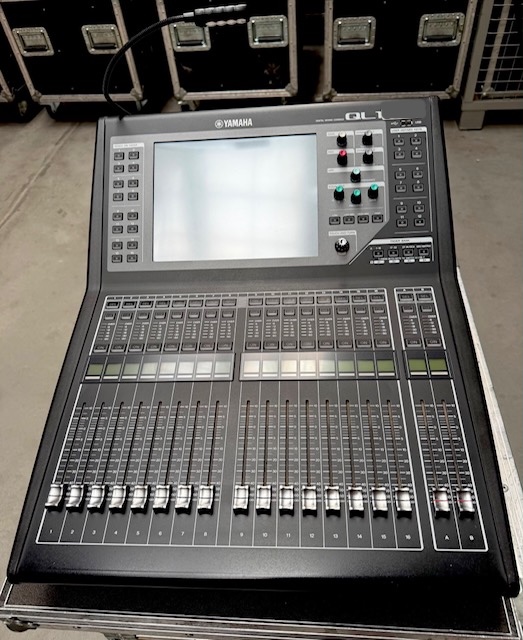 Yamaha QL1