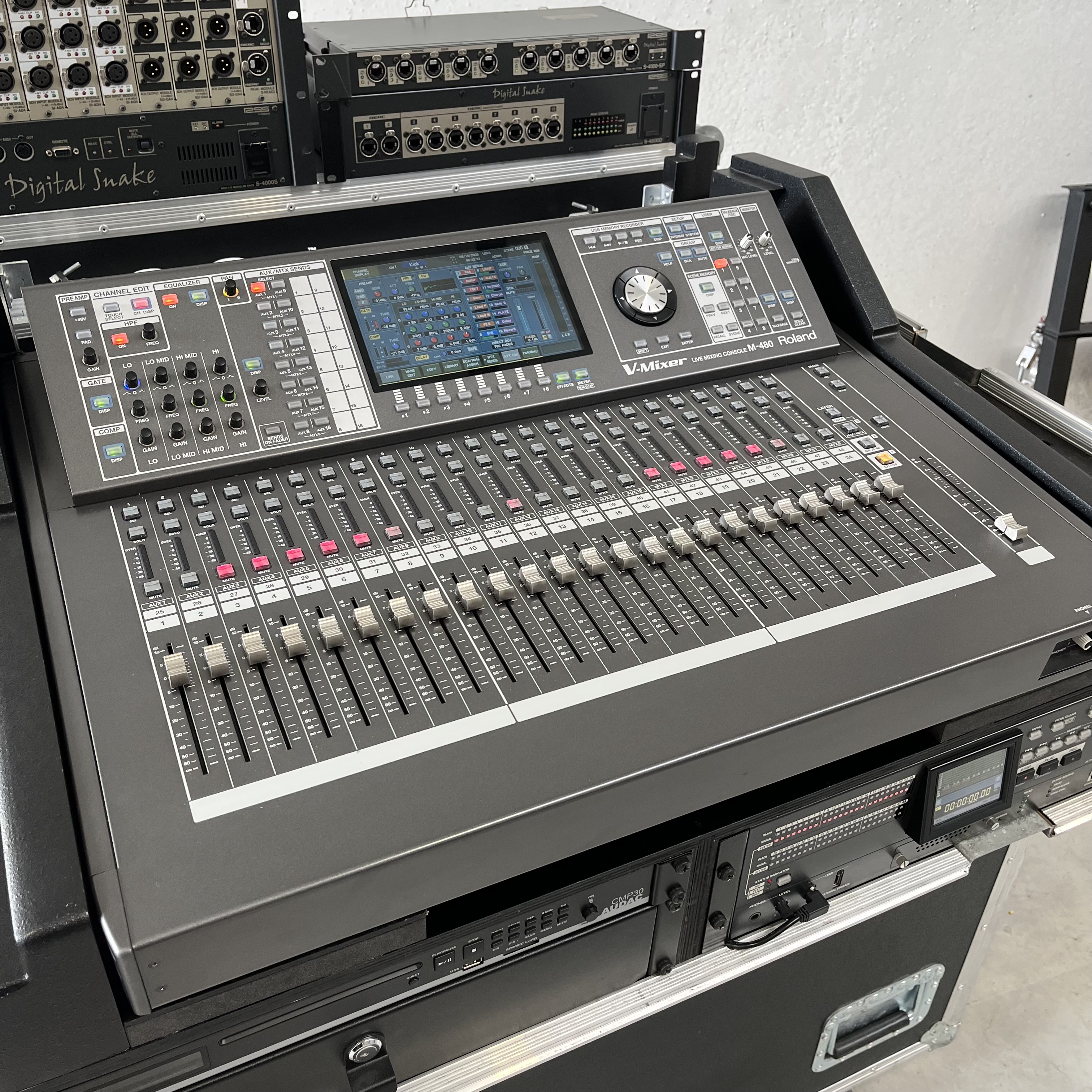 Roland M-480 package - Image 6